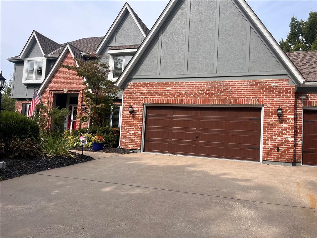 Listing Photo MLS #HMS2574423