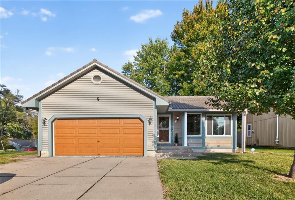 Listing Photo MLS #HMS2574772