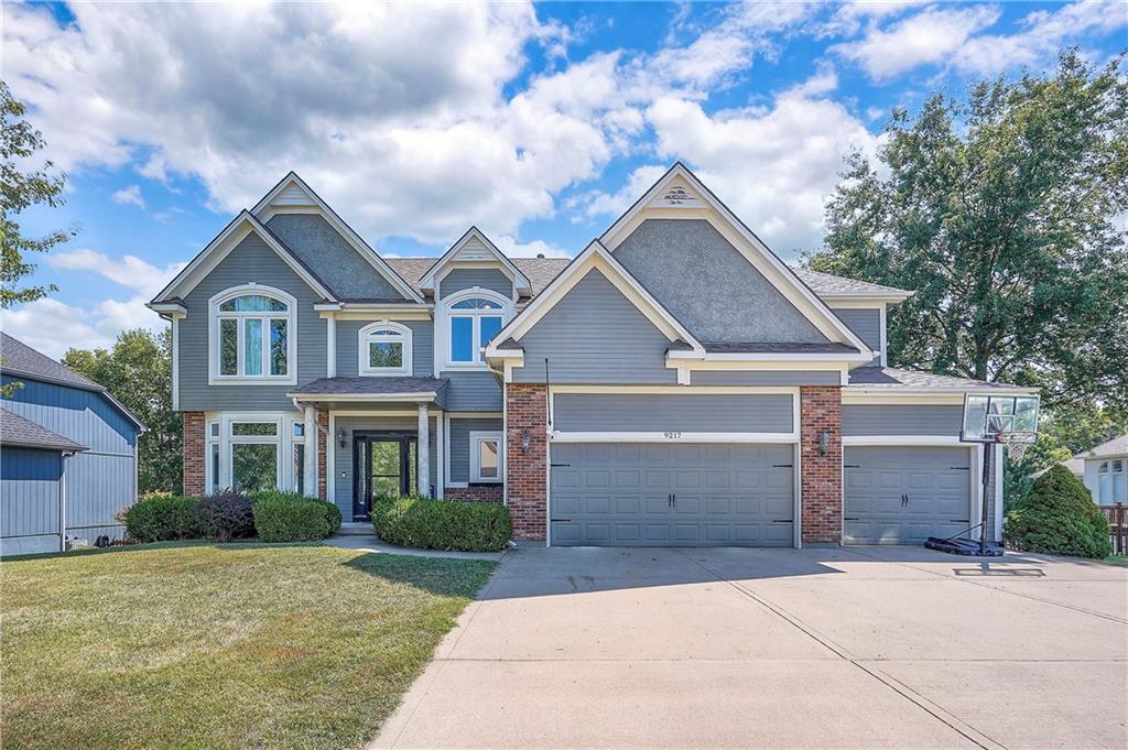 Listing Photo MLS #HMS2574877