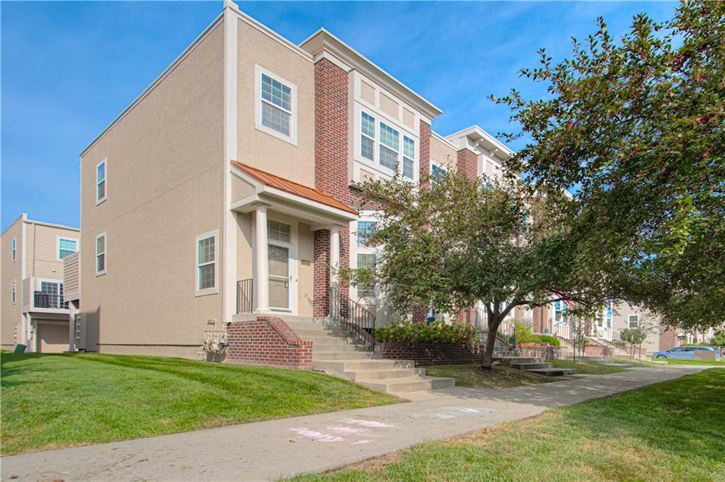 Listing Photo MLS #HMS2574956