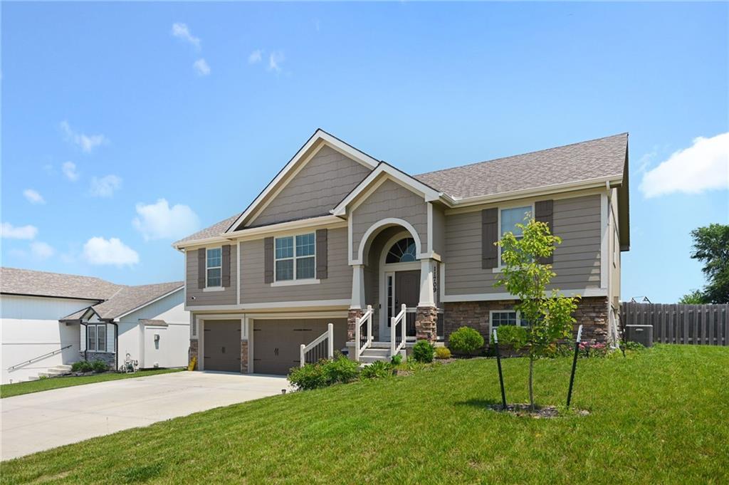 Listing Photo MLS #HMS2575178