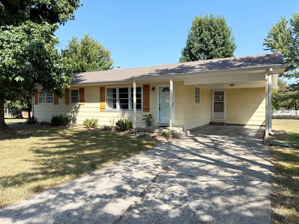 Listing Photo MLS #HMS2575323