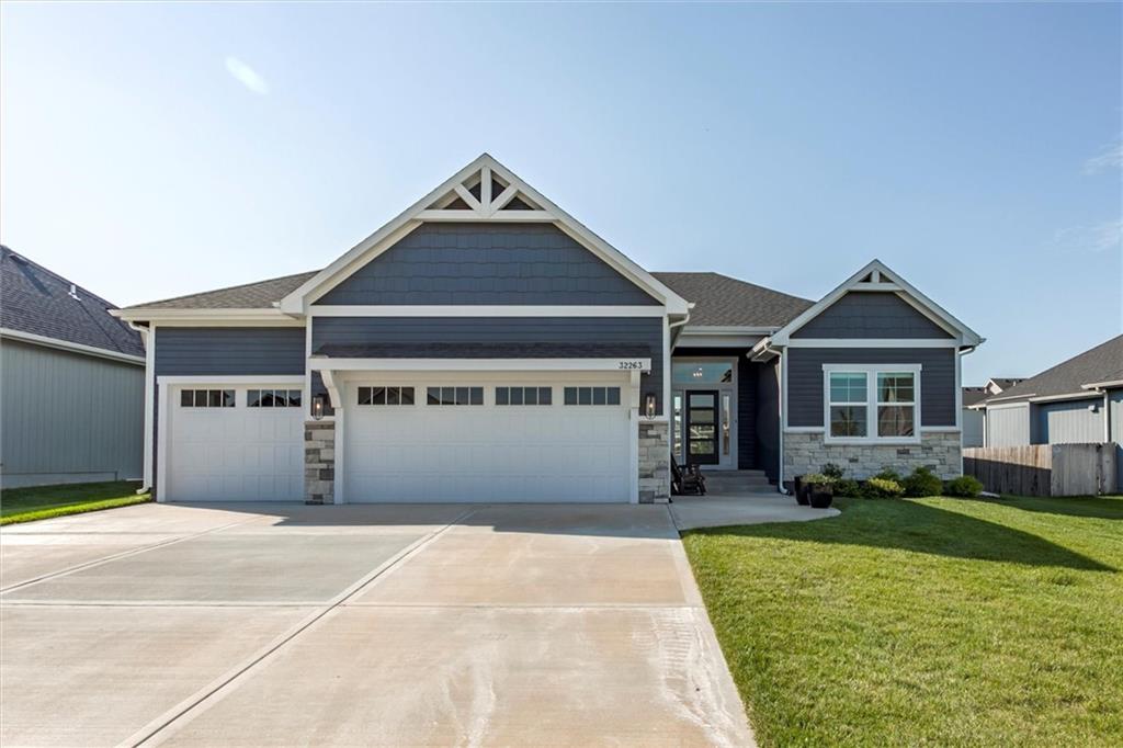 Listing Photo MLS #HMS2575408