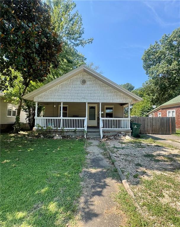 Listing Photo MLS #HMS2575445