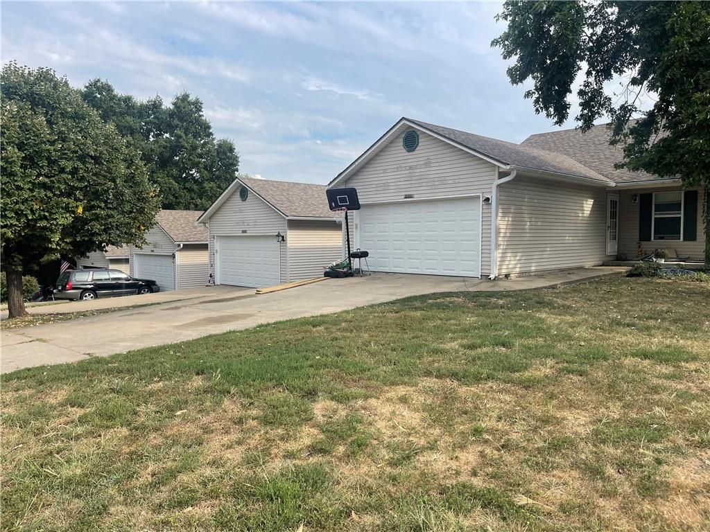 Listing Photo MLS #HMS2575833