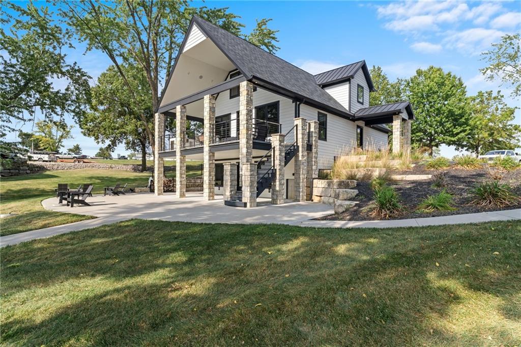 Listing Photo MLS #HMS2575973