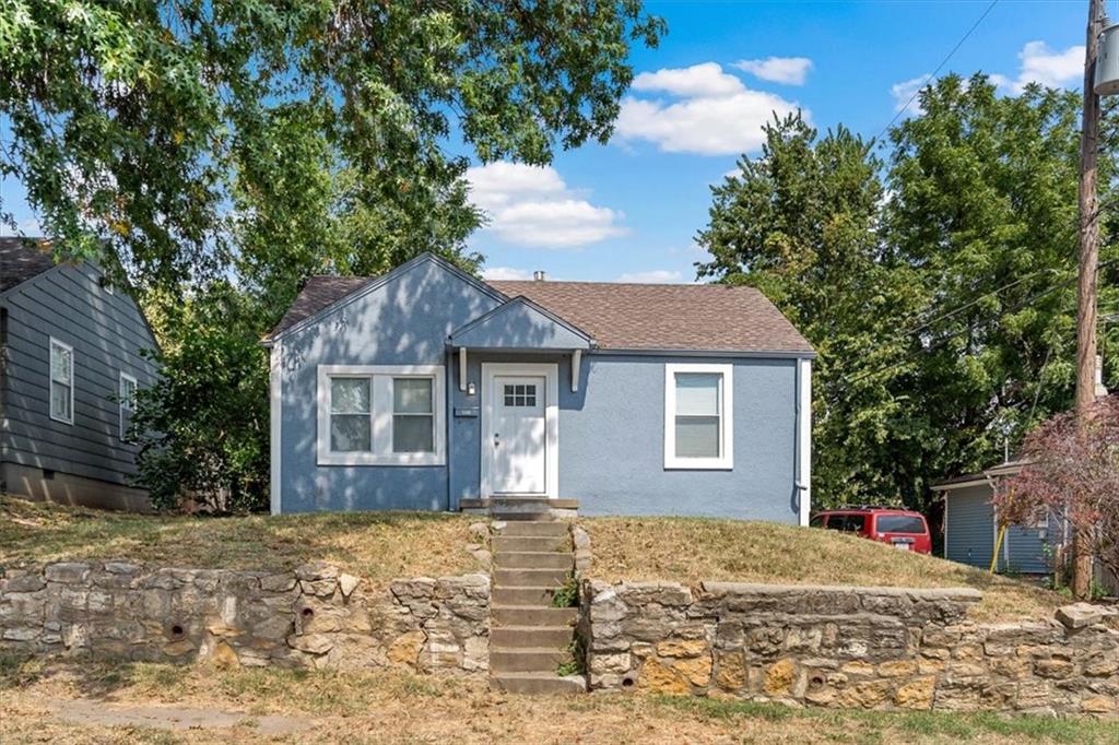 Listing Photo MLS #HMS2576341