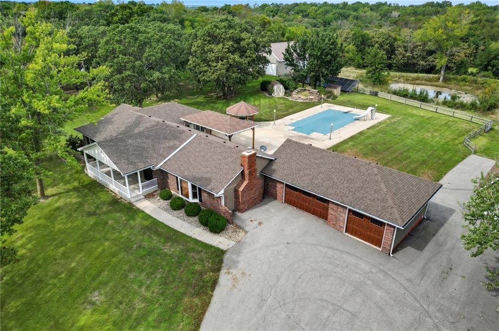 Listing Photo MLS #HMS2576876