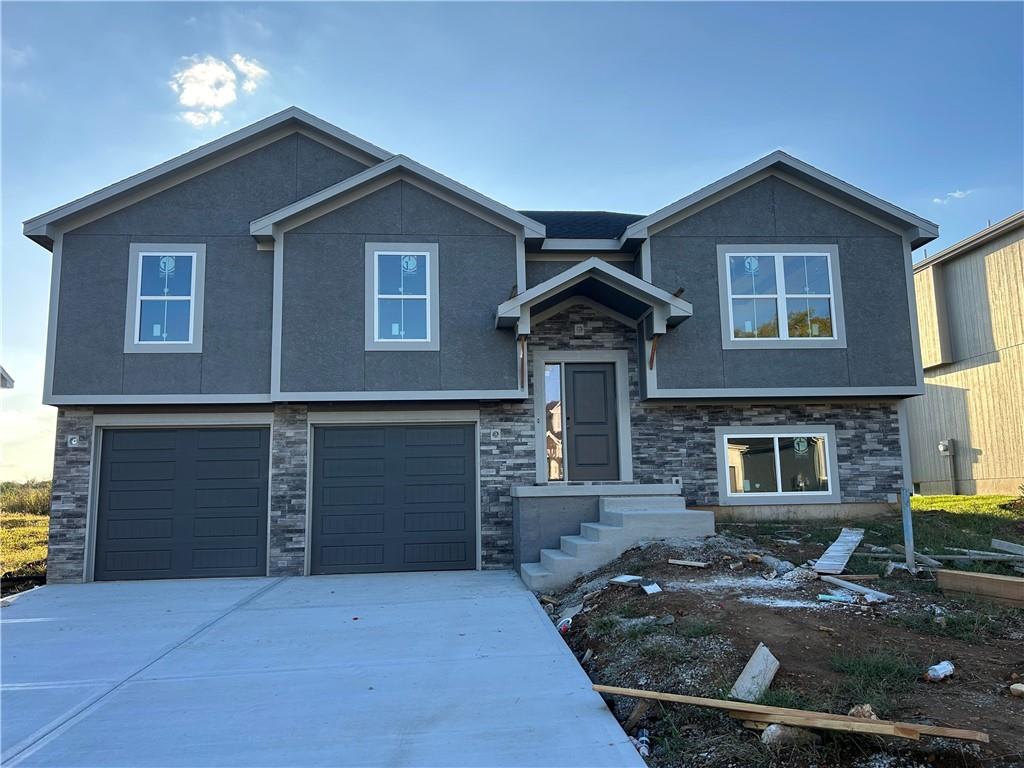 Listing Photo MLS #HMS2577659