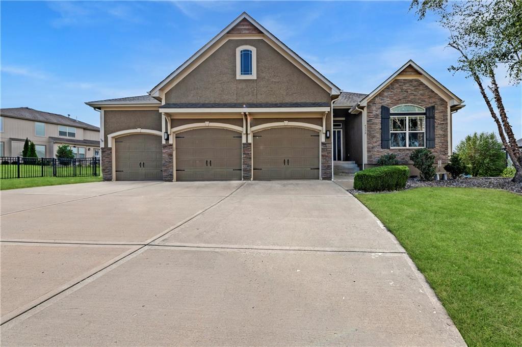 Listing Photo MLS #HMS2578043