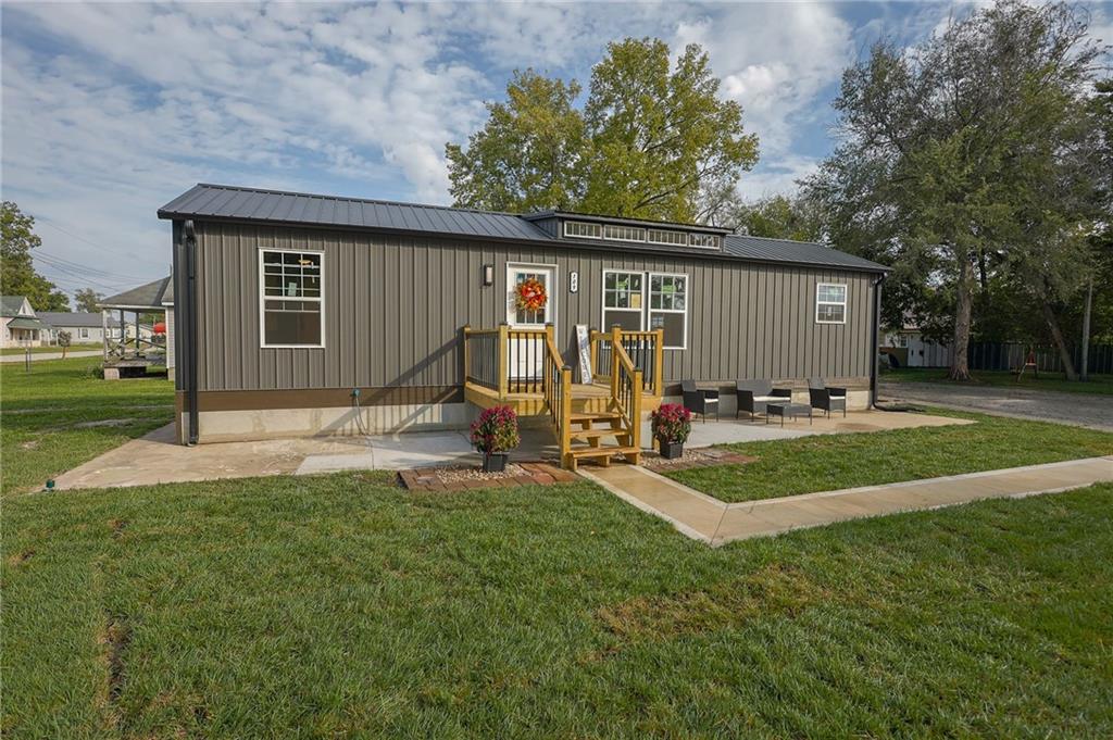 Listing Photo MLS #HMS2578402