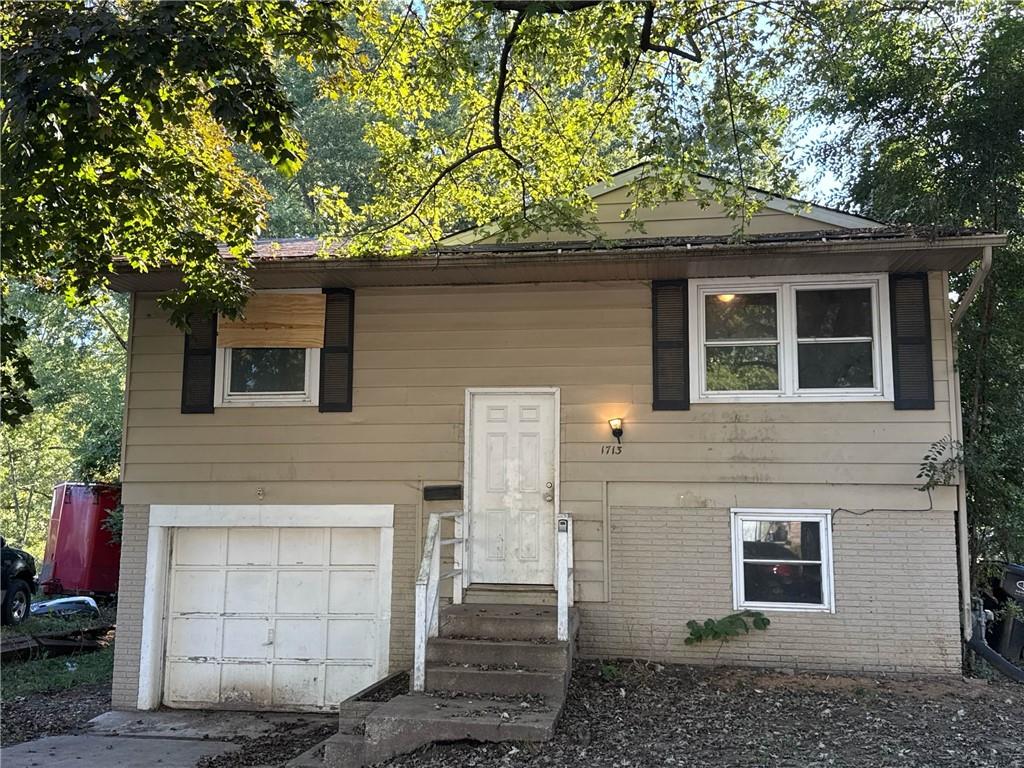 Listing Photo MLS #HMS2578413