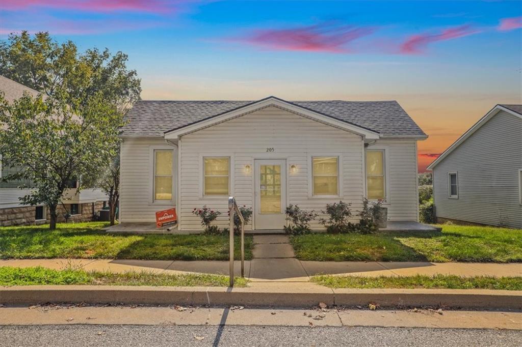 Listing Photo MLS #HMS2578458