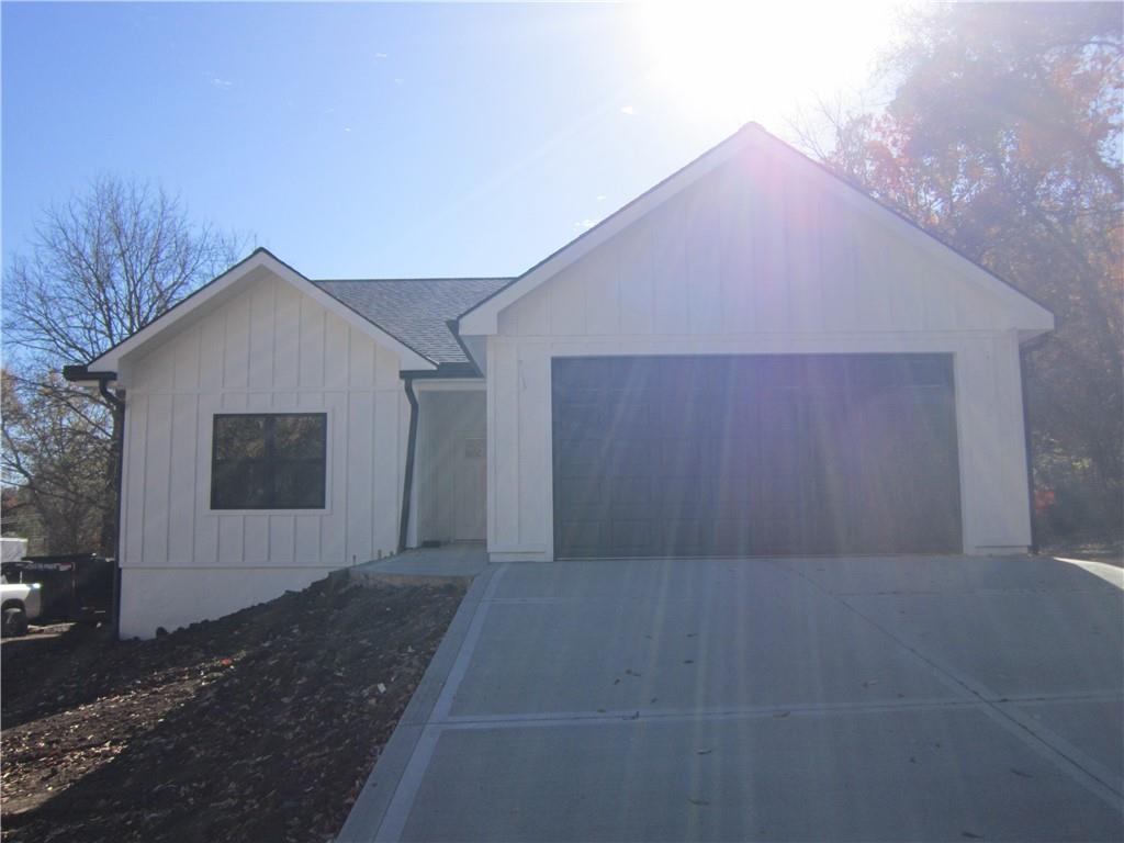 Listing Photo MLS #HMS2579447