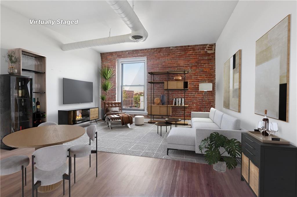 Listing Photo MLS #HMS2579900