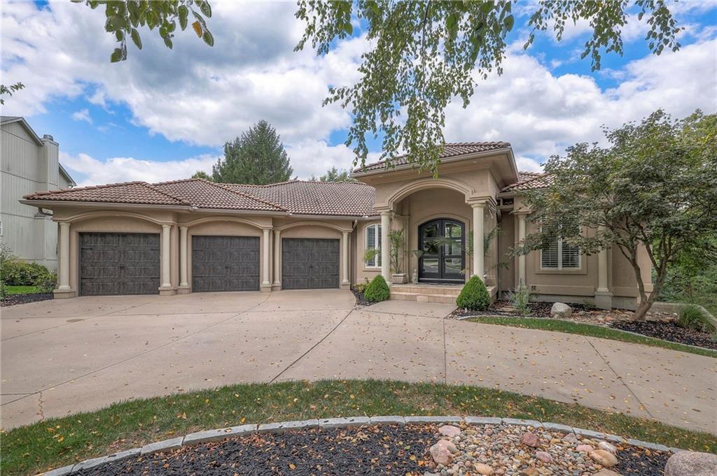 Listing Photo MLS #HMS2581224