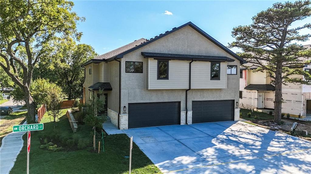 Listing Photo MLS #HMS2581236