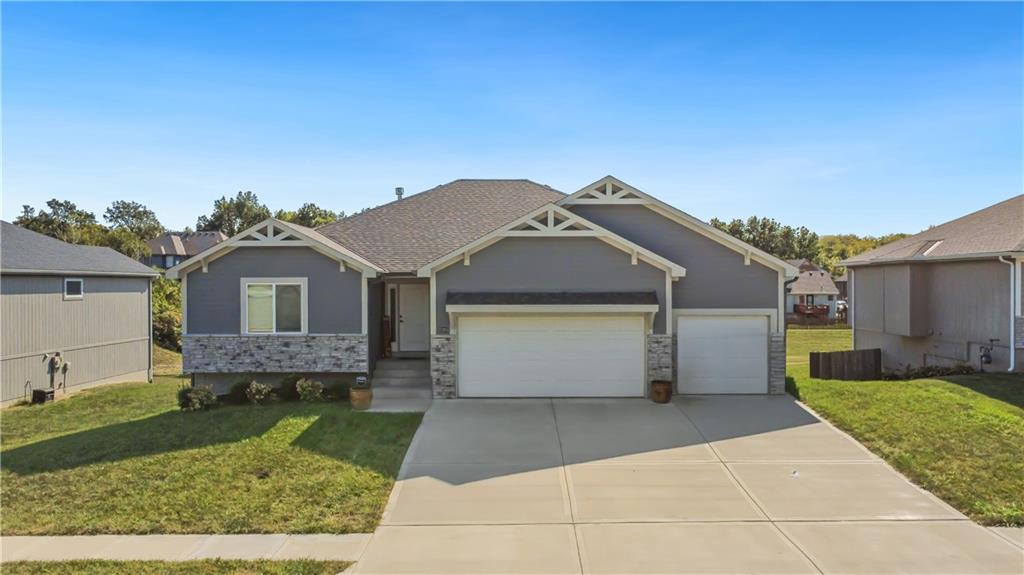 Listing Photo MLS #HMS2581427