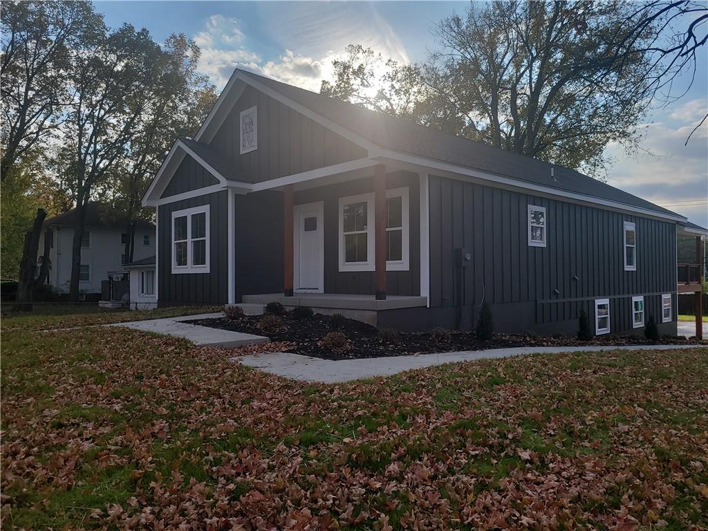 Listing Photo MLS #HMS2581601