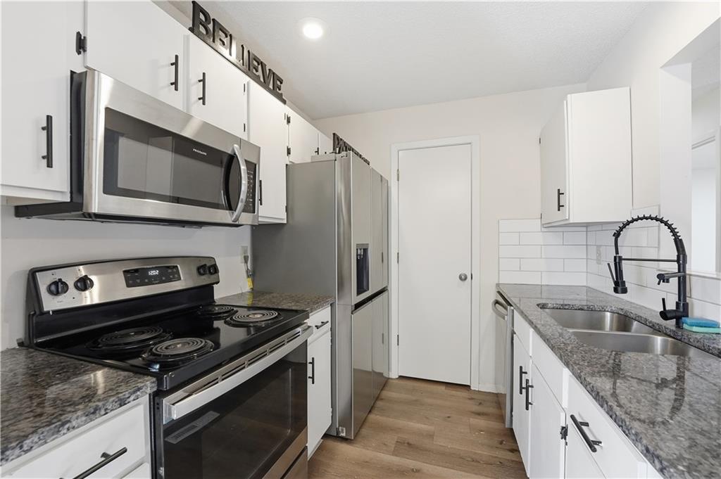 Listing Photo MLS #HMS2581837