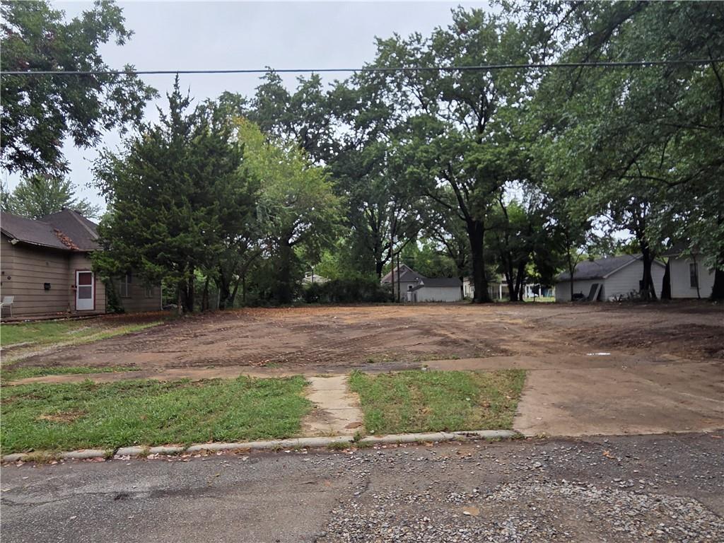 Listing Photo MLS #HMS2581886