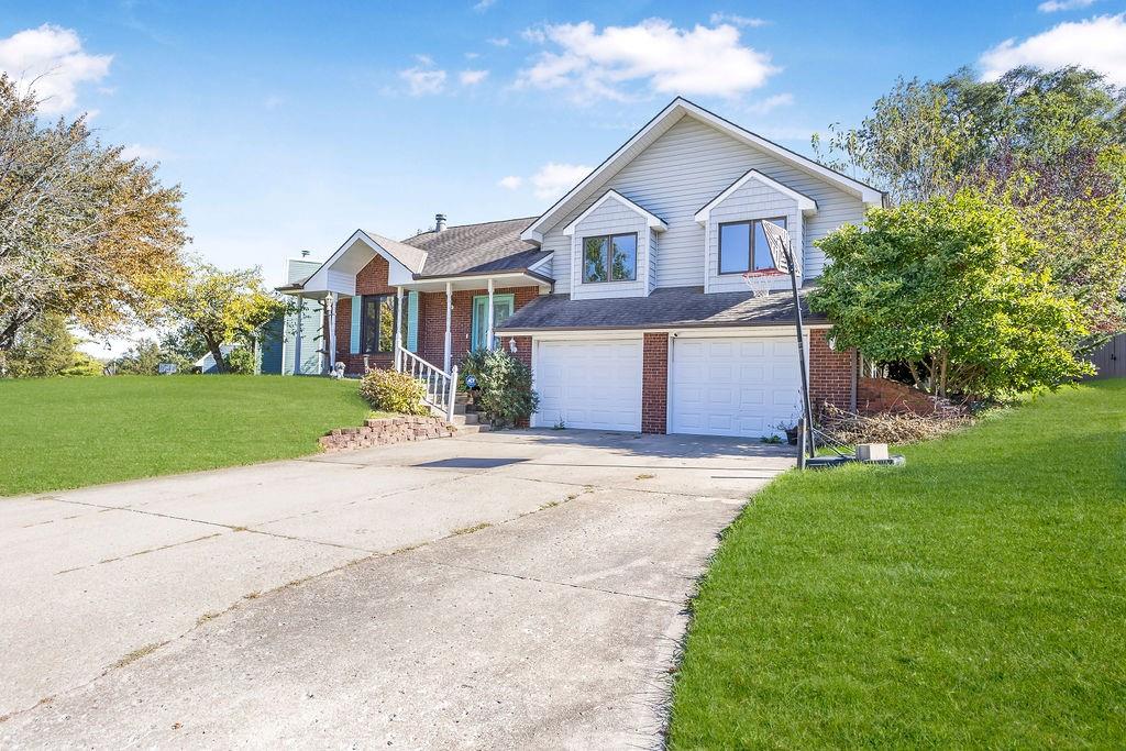 Listing Photo MLS #HMS2583175