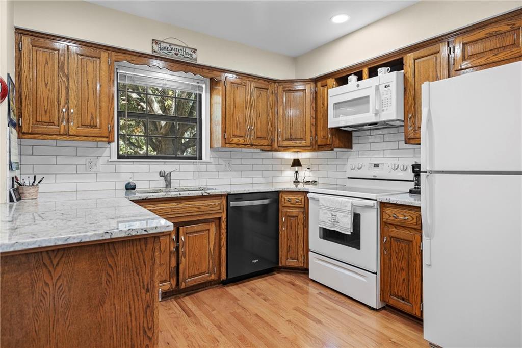 Listing Photo MLS #HMS2583402