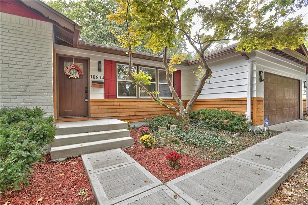 Listing Photo MLS #HMS2584039