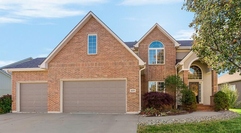 Listing Photo MLS #HMS2584285