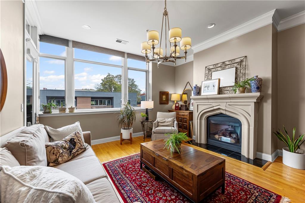 Listing Photo MLS #HMS2584865