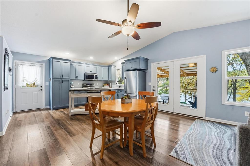 Listing Photo MLS #HMS2585034