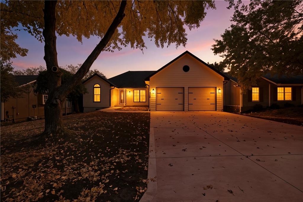 Listing Photo MLS #HMS2585356