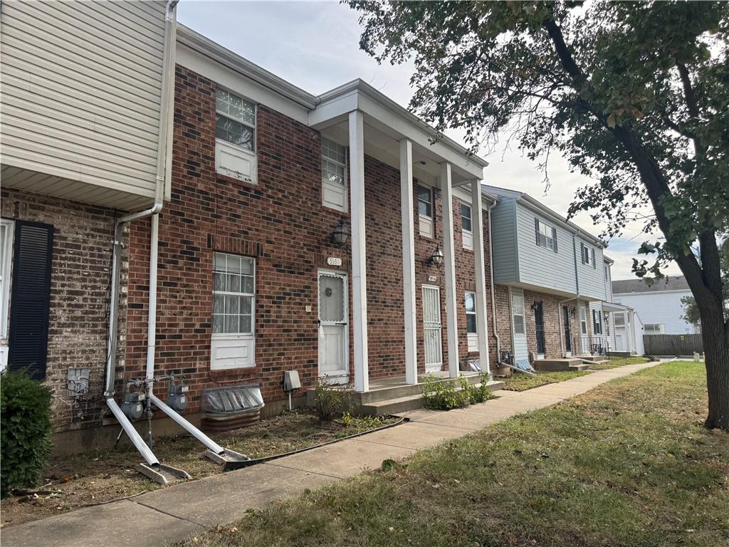 Listing Photo MLS #HMS2587712