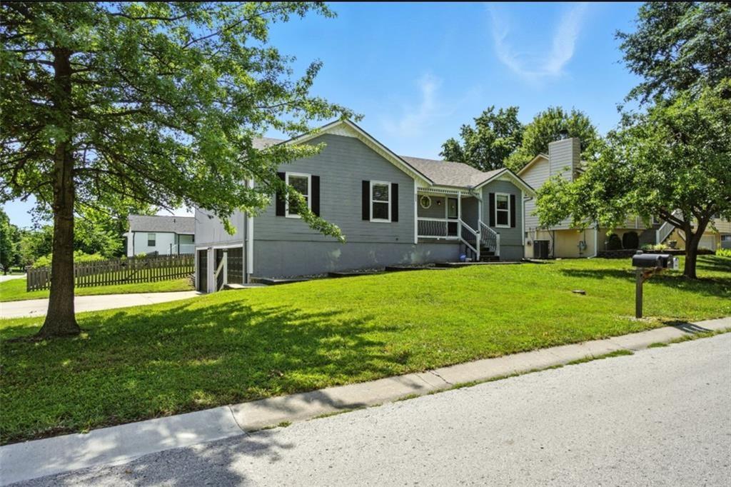 Listing Photo MLS #HMS2587730