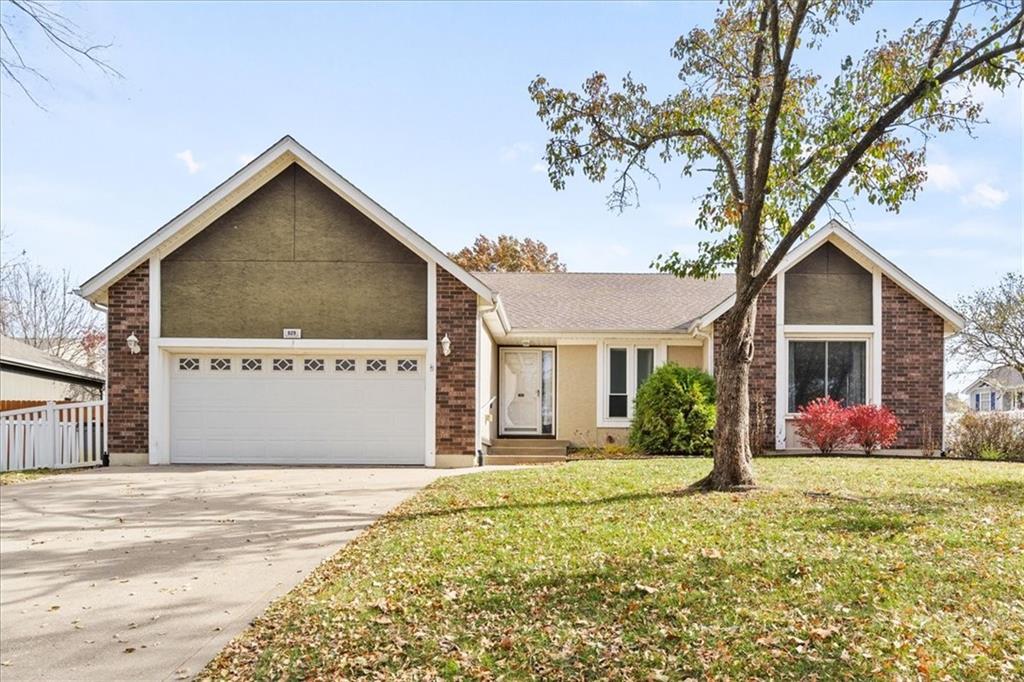 Listing Photo MLS #HMS2587871