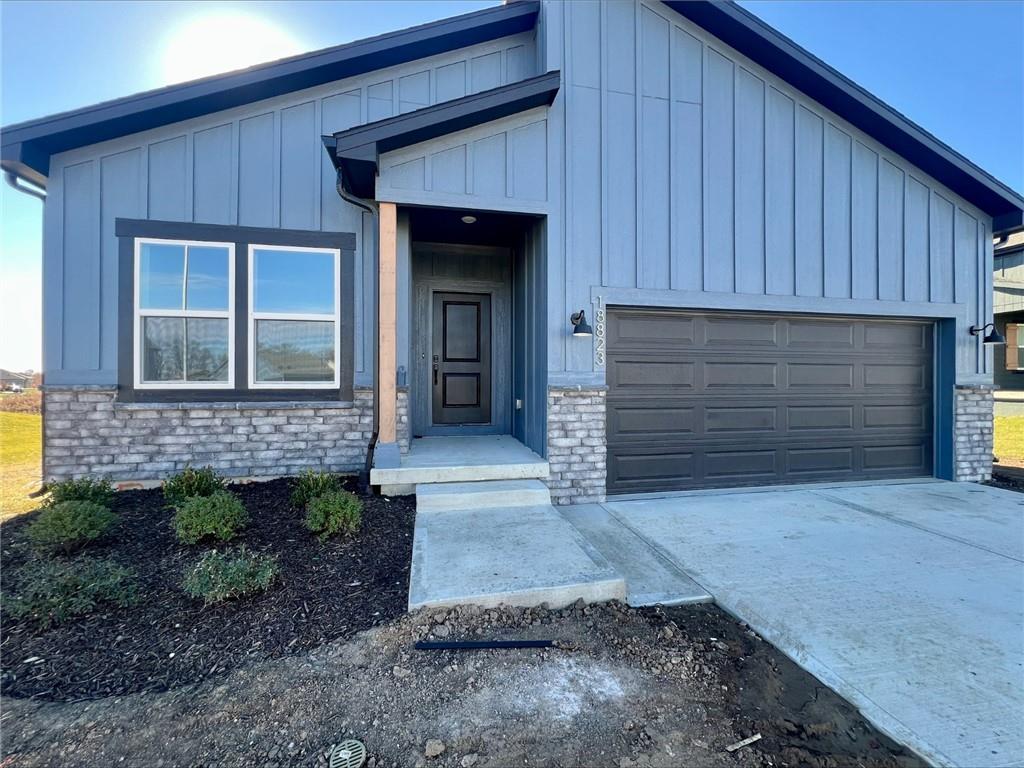 Listing Photo MLS #HMS2588372