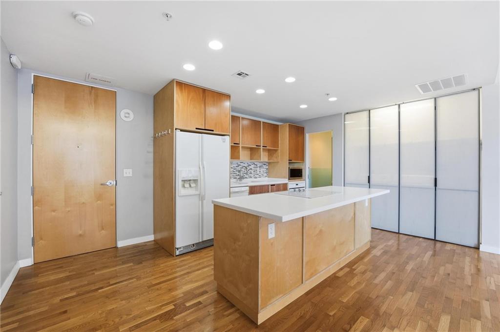 Listing Photo MLS #HMS2588567