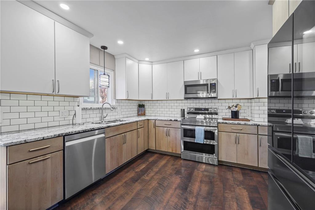 Listing Photo MLS #HMS2588922