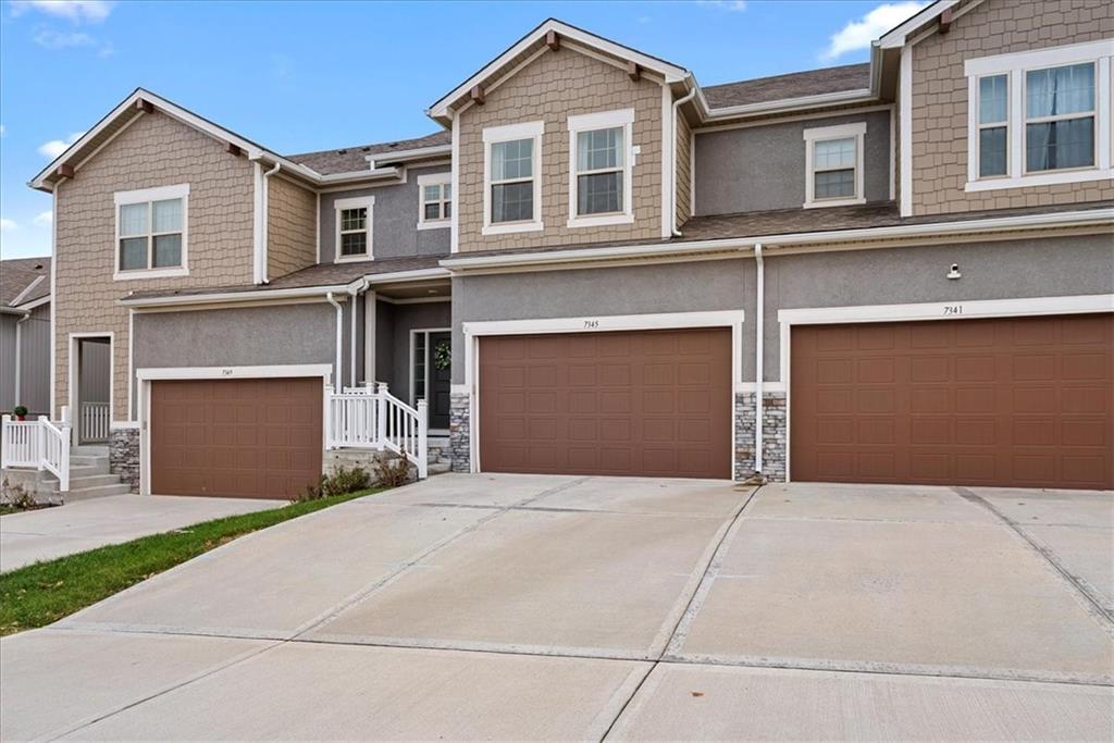 Listing Photo MLS #HMS2589181