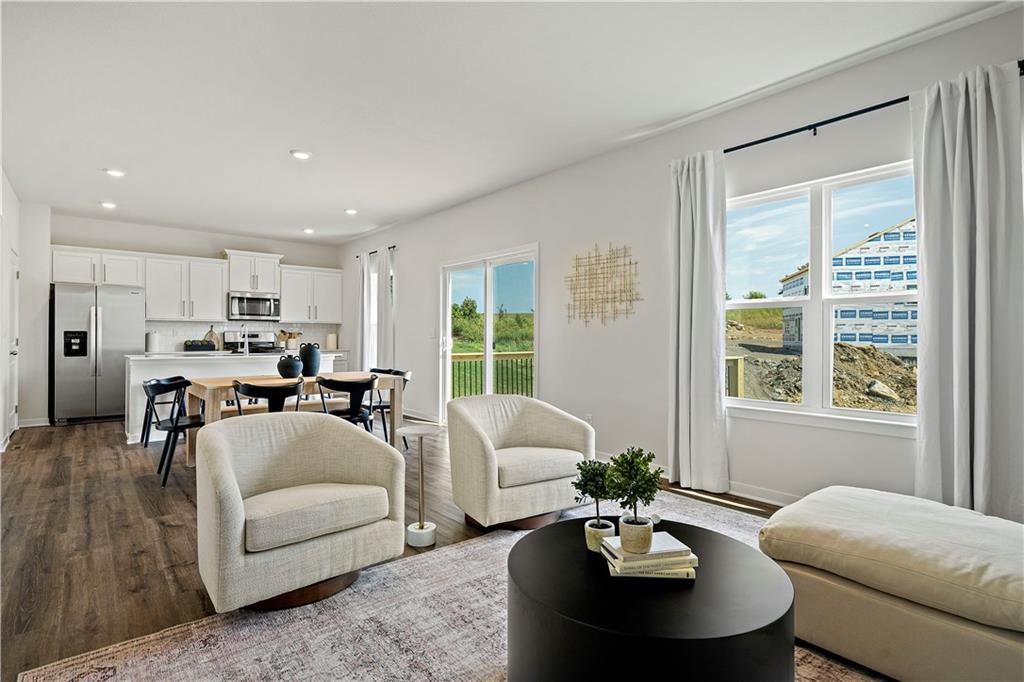 Listing Photo MLS #HMS2589342