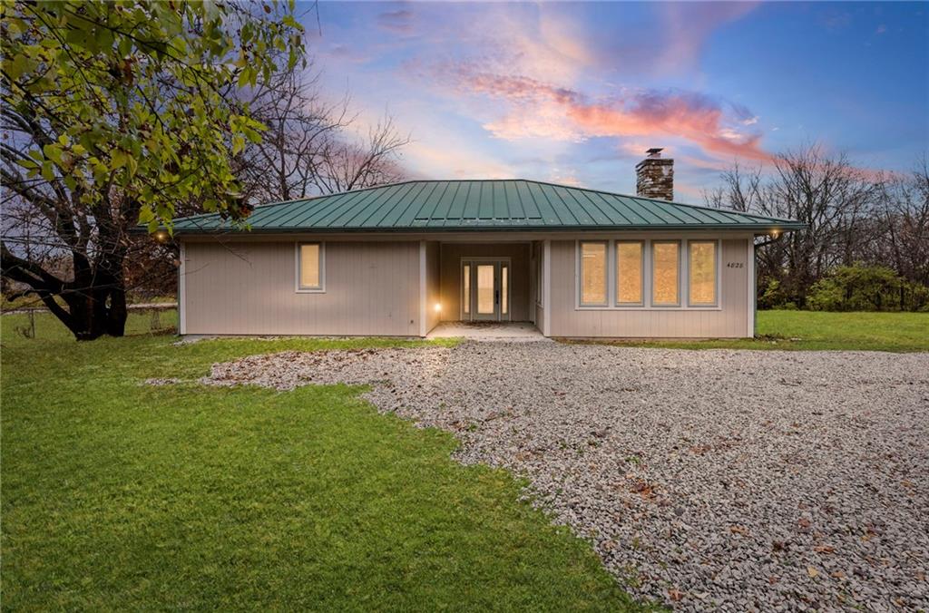 Listing Photo MLS #HMS2589914