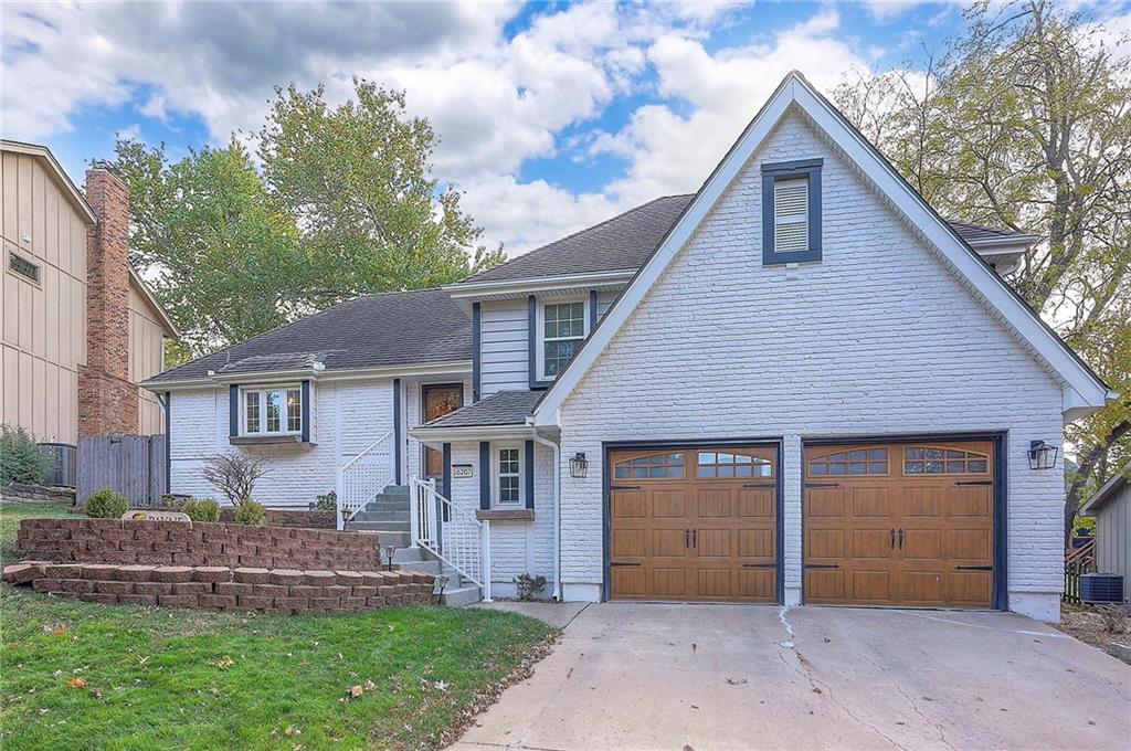 Listing Photo MLS #HMS2590014