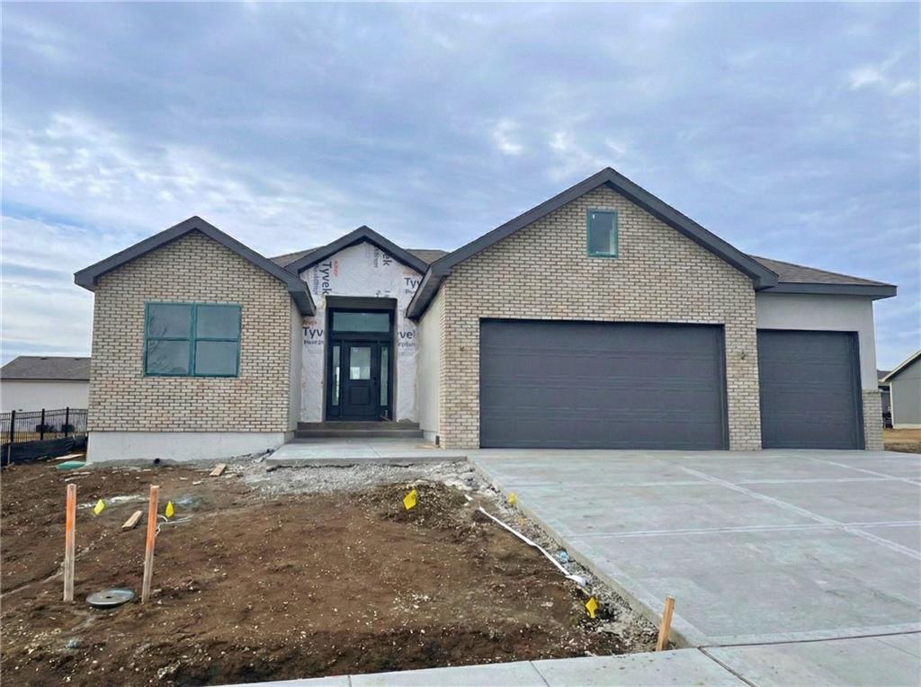 Listing Photo MLS #HMS2591596