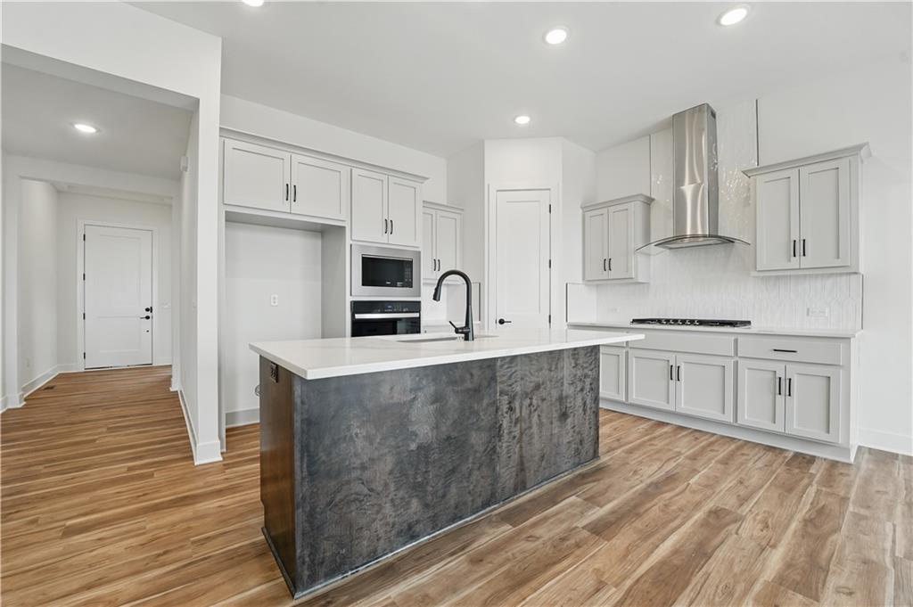 Listing Photo MLS #HMS2592222