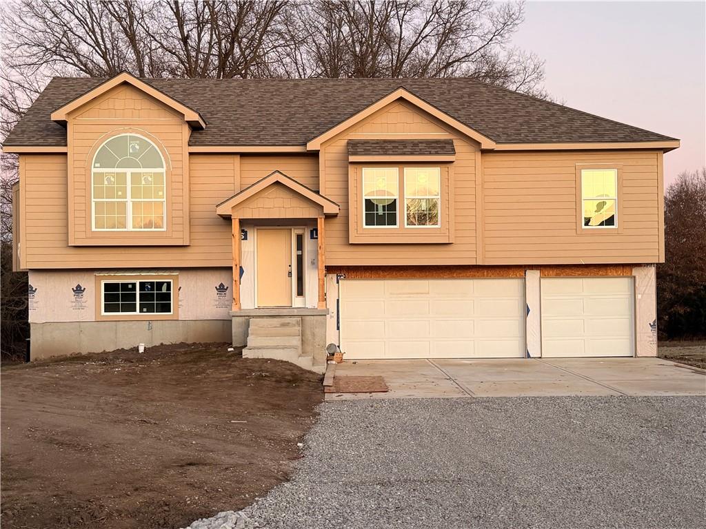 Listing Photo MLS #HMS2594301