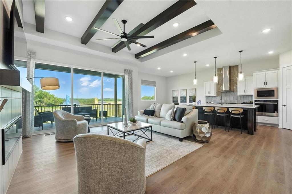 Listing Photo MLS #HMS2594731