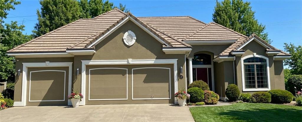 Listing Photo MLS #HMS2594876