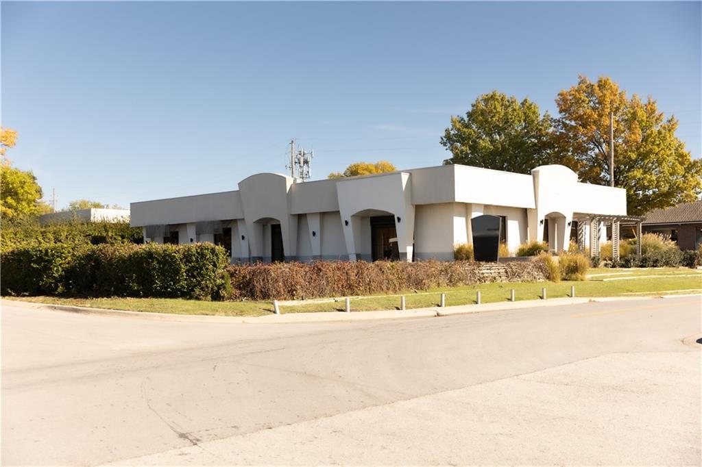 Listing Photo MLS #HMS2595614