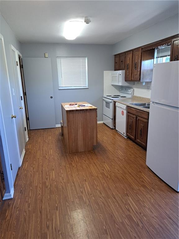 Listing Photo MLS #HMS2595735