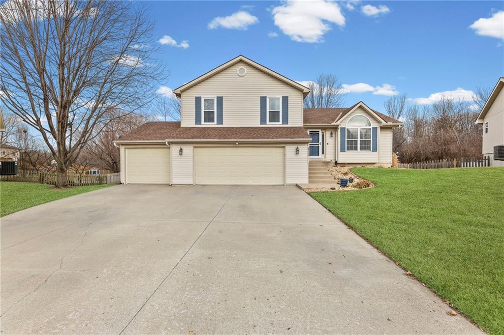 Listing Photo MLS #HMS2596051